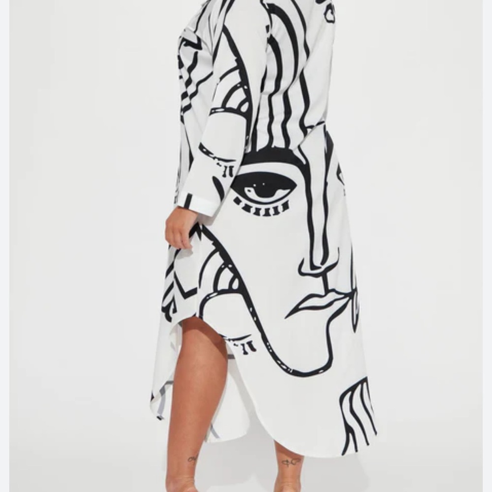 Fashion Nova Monochrome Artistic Long Sleeve Dress